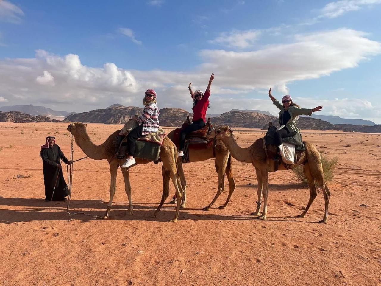Wadi Rum Oscar Camp Luaran gambar